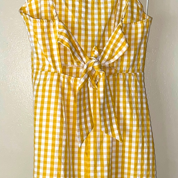 Tilly's Dresses & Skirts - Nice white and yellow dress size S